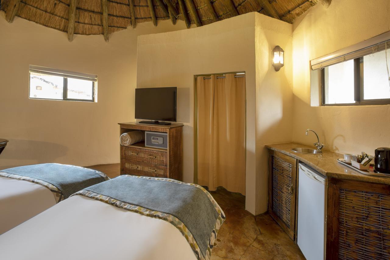 Bush Bungalows At Sun City Resort Рустенбург Екстериор снимка
